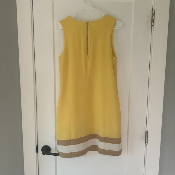 Yellow Shift Dress‎ Small Charming Charlie - Picture 2 of 4